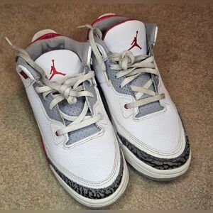 Jordan Retro 3 Size 2Y